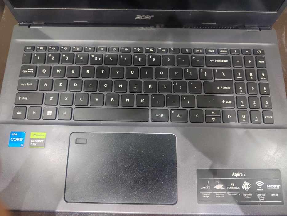 Acer a715-76g-598u