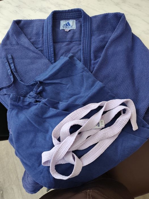 Продам кимано для дзюдо