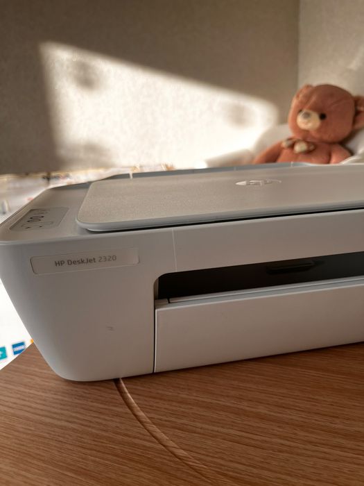 Принтер HP DeskJet 2320