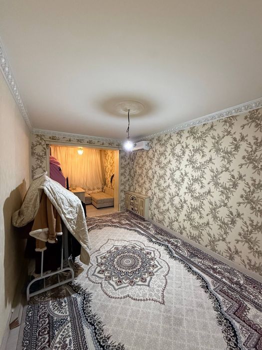 Камолон ош, Паркетский квартира 96кв.м 4/5/9 срчно с мебелью и техник.