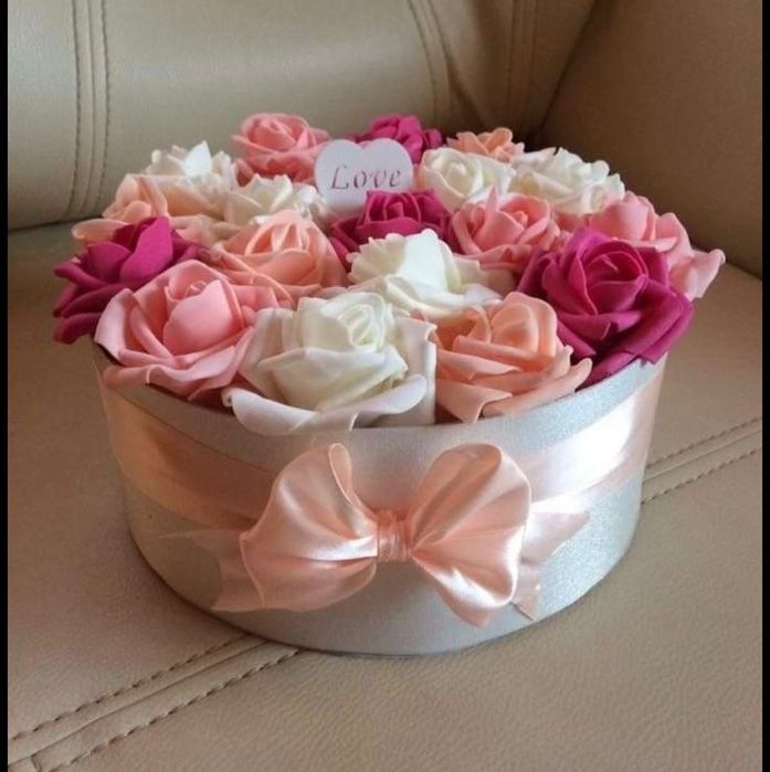 Buchete/ cutii trandafiri săpun