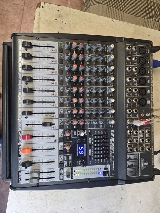 Mixer Phonic Pwp K12 case/Behringer Pmp1000/5000/6000/dbx231 eq/cx3100