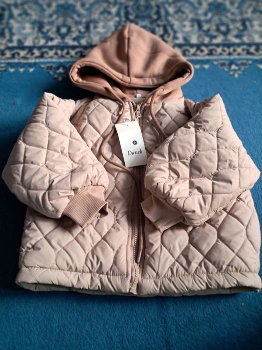 Осеньный куртка сатылады.