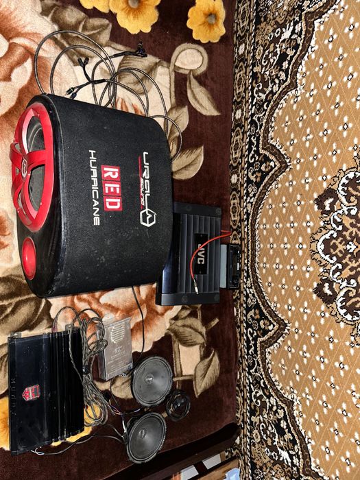 Продам в сборе автозвук