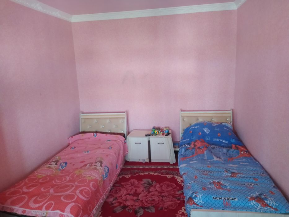 Uy joy sotiladi 6 sotih dakumentlari joyida zangiota tumanida bosuda