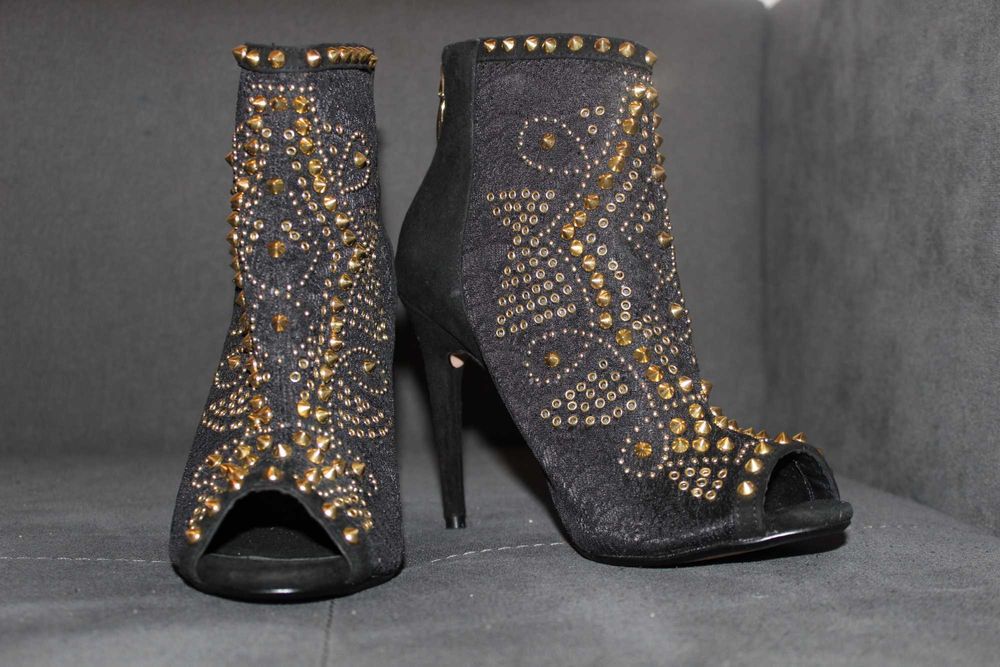 Отворени боти ZARA номер 38