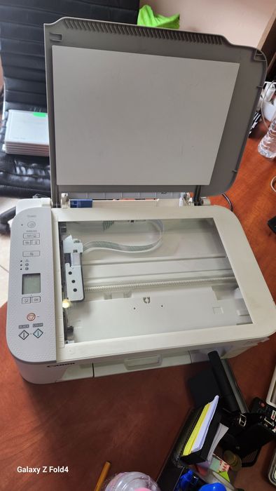 Продавам принтер Canon PIXMA TS3451 WI-FI ,скенер ,копир