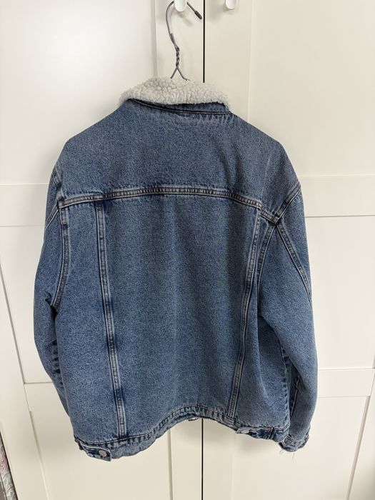 Geaca groasa de blugi Bershka imblanita, albastra, marime M
