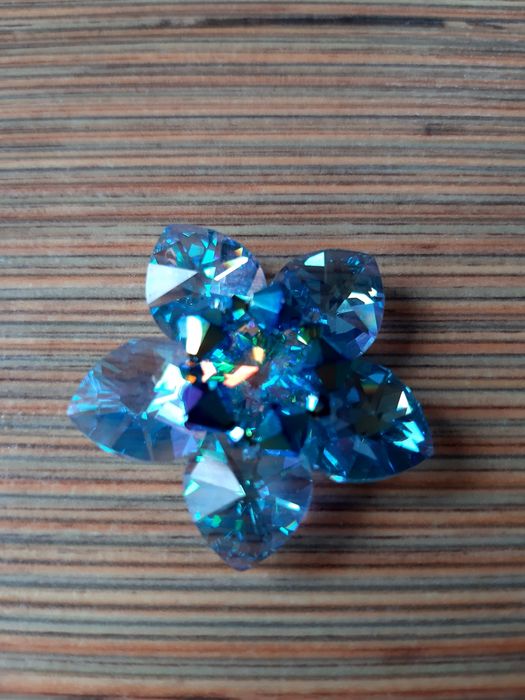 Swarovski bijuterii și geanta