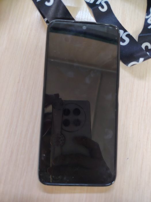 Honor X5b смартфонды санылады. 20 күн қолданған, жаңа