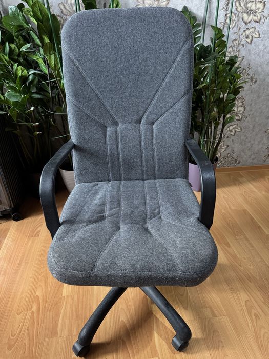 Кресло для офиса и дома