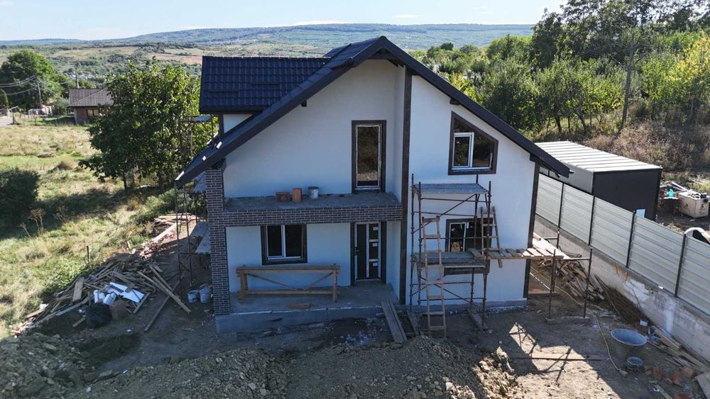 Casa noua de vinzare
