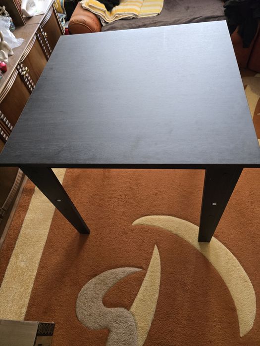 Masă pătrată bucătărie