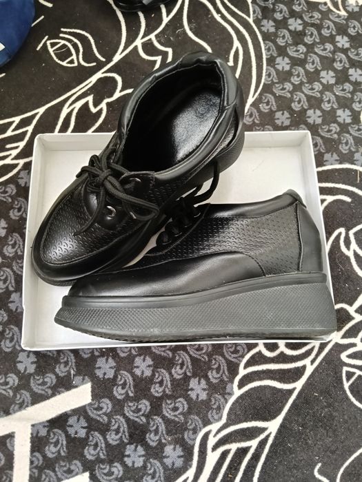 Обувь по 4000тыс