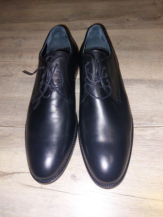 Чисто нови мъжки официални обувки