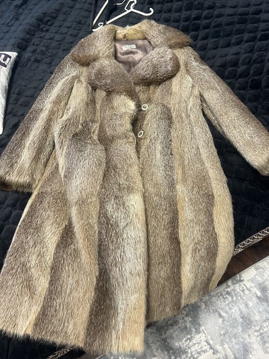 haina lunga blana naturala