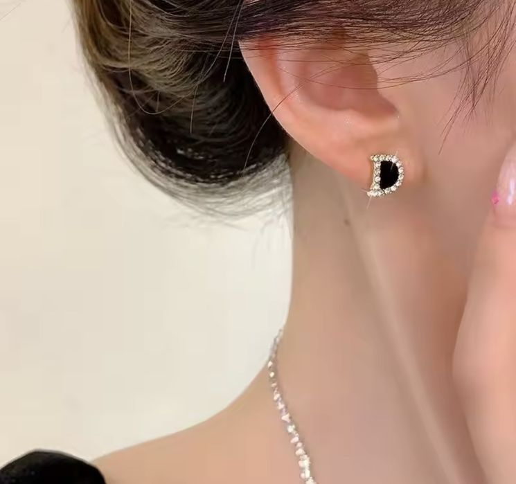 10 лева нови обици