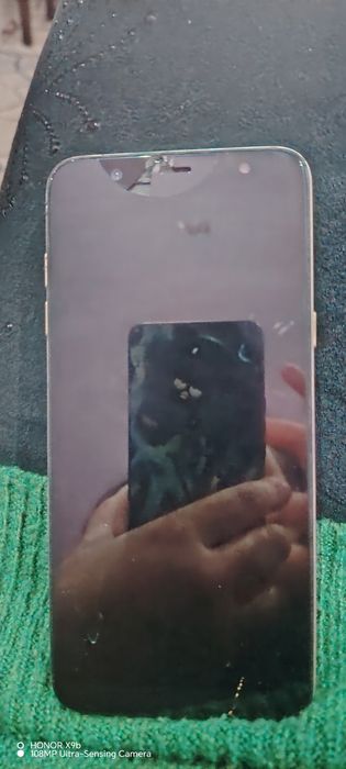 Samsung A6 plus продам