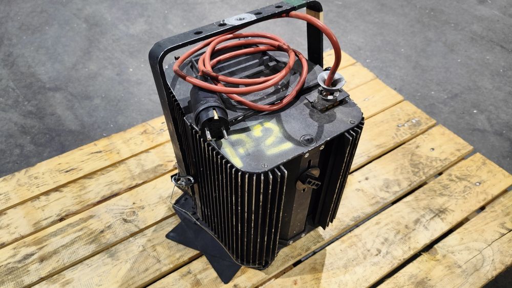 Reflector teatru ADB THH 1002 JHF