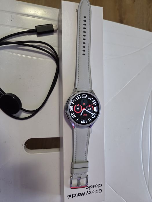 Vând Samsung Watch 6 Classic.