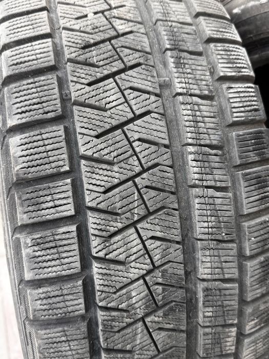Зимние шины Pirelli 225/45/17