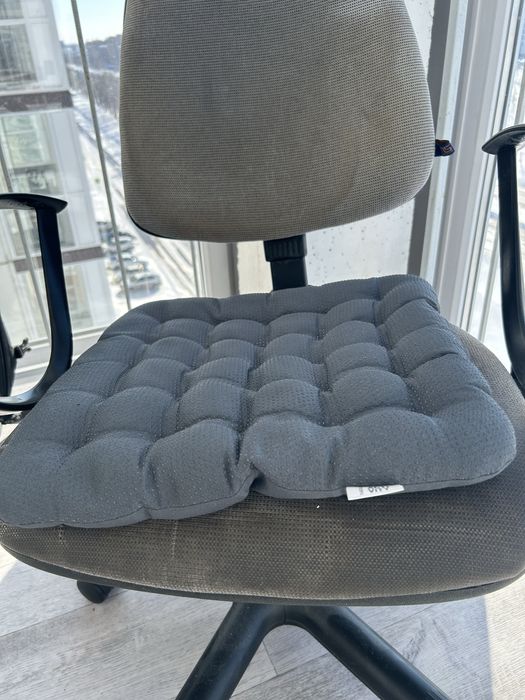 Кресло офисное удобное