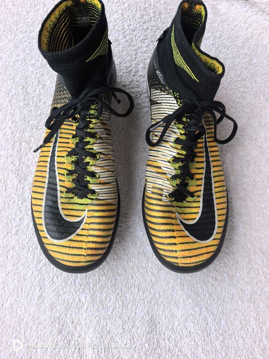 Детски стоножки Nike номер 37.5 стелка 23,5см