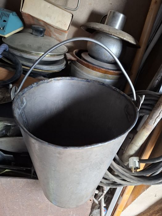 продам ведро из Титана