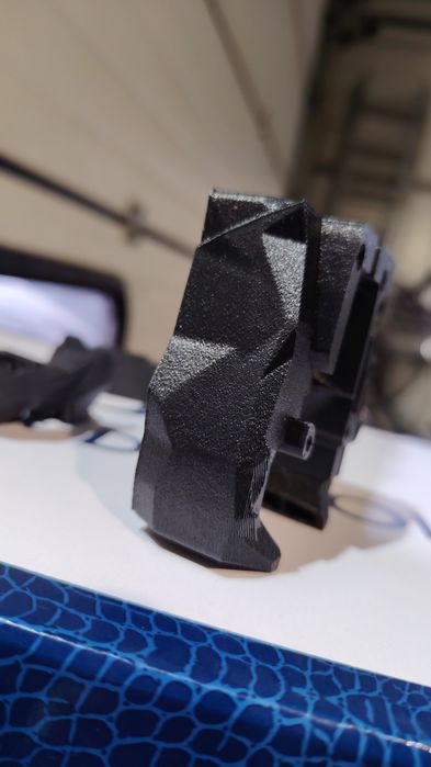 QIDI Plus4 – Mașină EXTREMĂ ABS / PA / PC / CF – stare perfectă