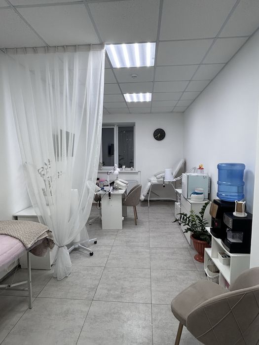 Сдам кушетку в кабинете
