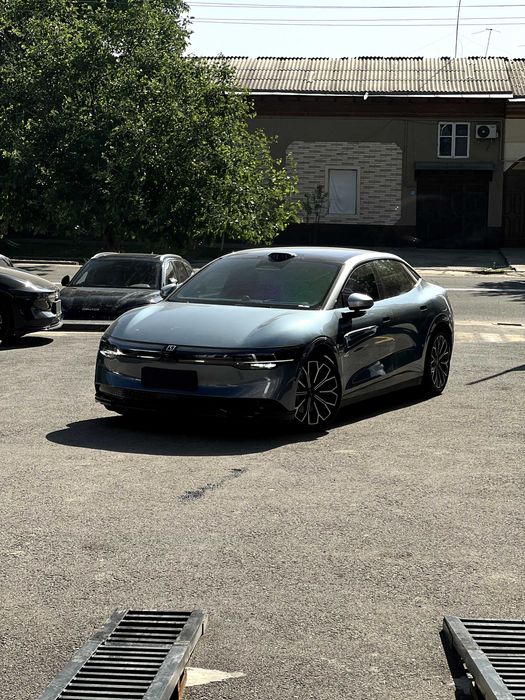 Zeekr 007 bluegrey