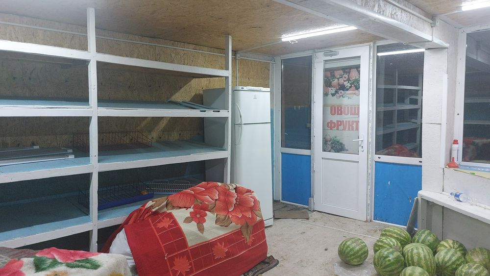 Продам овощной киоск утепленный
