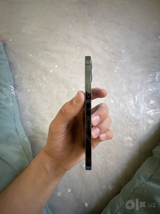 Iphone 12 pro blue