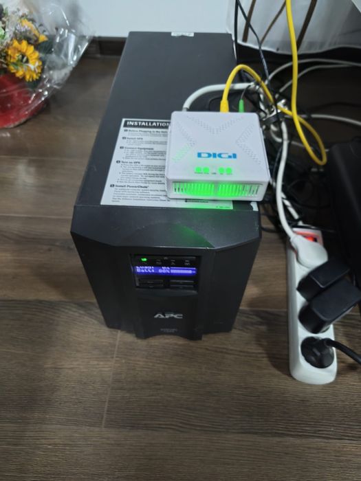 Ups Apc 1000 in stare perfecta