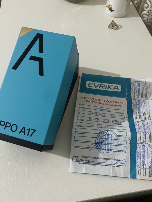 Оппо А17 в хорошем состоянии