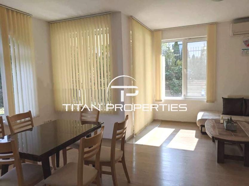 Дава се под наем Четиристаен апартамент в к.к. Св.Св. Константин и Елена - 122 кв.м за 1146.99 € - Снимка #2