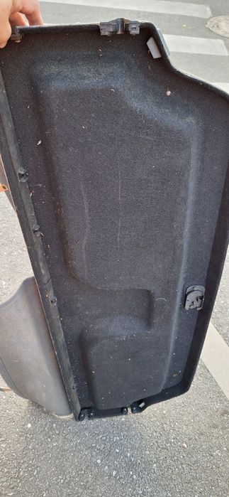 Piesa/Polita acoperire sau separare portbagaj Hunday Tucson.