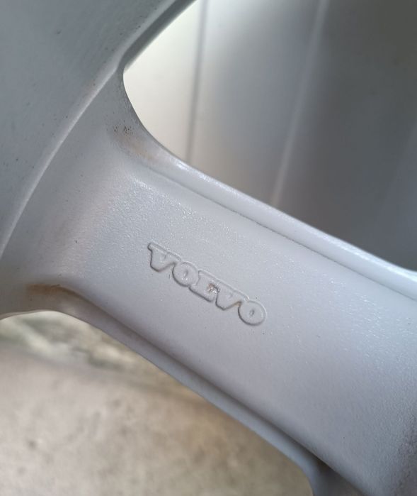 15/5/108-ВОЛВО С 30 S 60 V 40 V 50-перфектни-нов внос