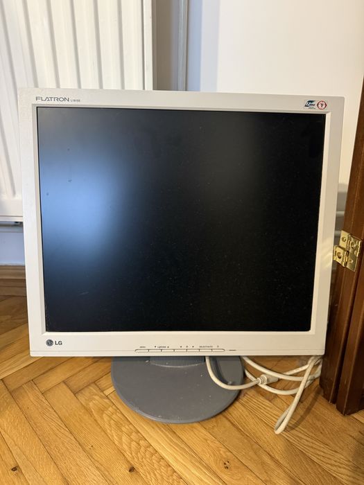Monitor LG.