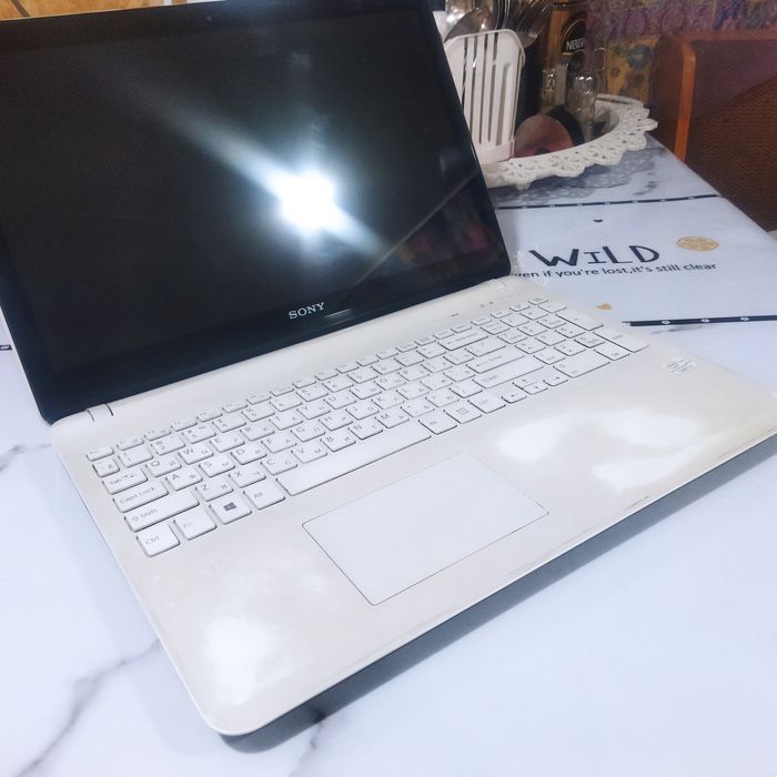 Sony ноутбук на 11 Винде для всего