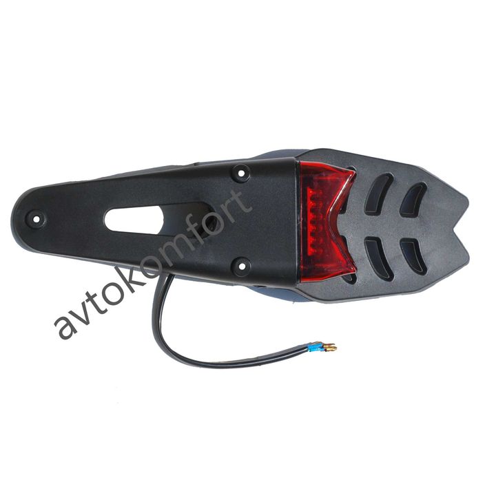 Универсален калник за заден калник с червен LED заден фар с Код МО 517