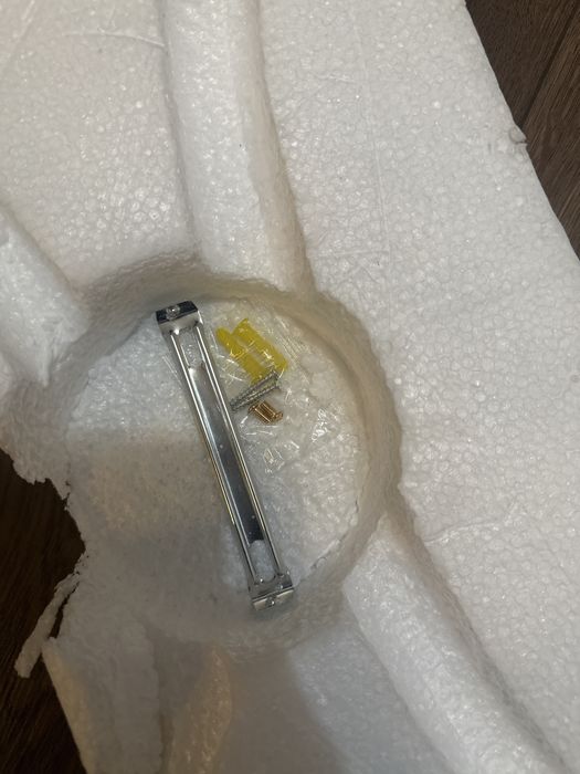 LED лампа за стена