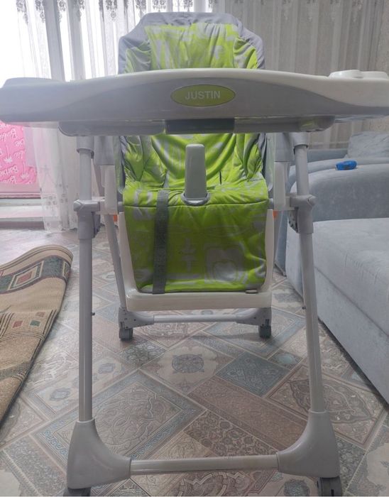 Стул для кормления