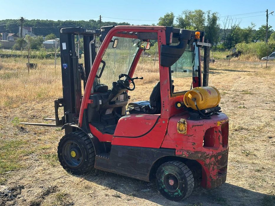 Dezmembrez stivuitor HYSTER cu motor pe gas/ GPL