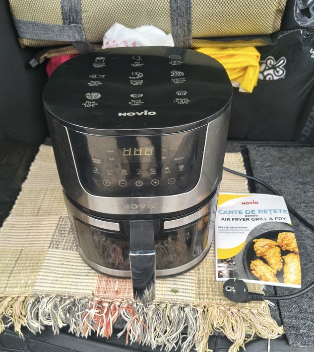Airfryer Novio inca în garantie