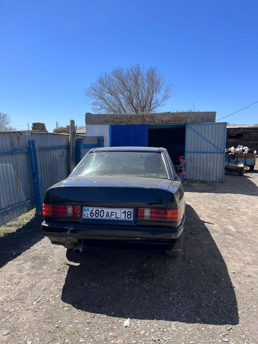 Мерседес 190 bvffvcx