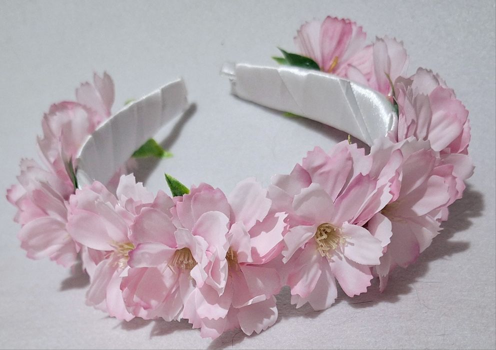 Ободки на весенние праздники .