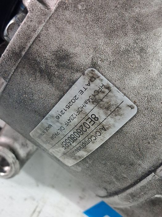 Compresor clima 2.0 tdi Audi a4 b7 2005