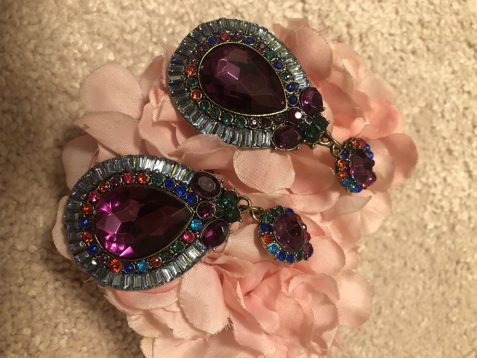 Нови дамски обеци/различни видове