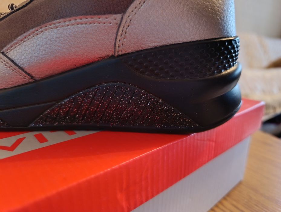 Ботинки женские демисезонные